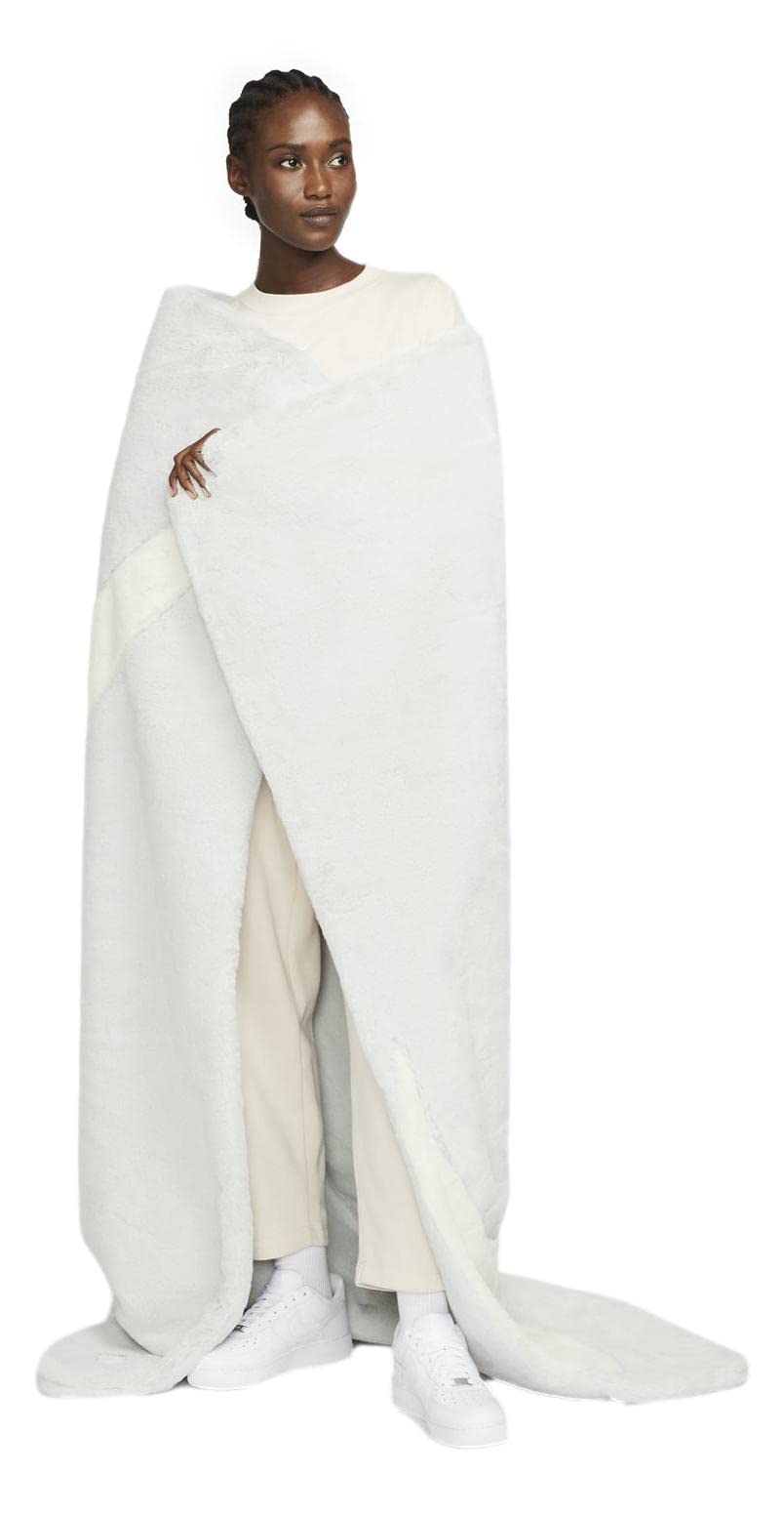 Nike Sportswear Faux Fur Blanket (Photon Dust/Cashmere), Photon